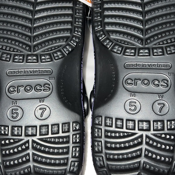 M5/W7 DISNEY CROCS The Haunted Mansion UNISEX Shoes *SLIP RESISTANT* - Picture 13 of 14